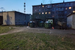 Мусор. Пролетарская площадь 24